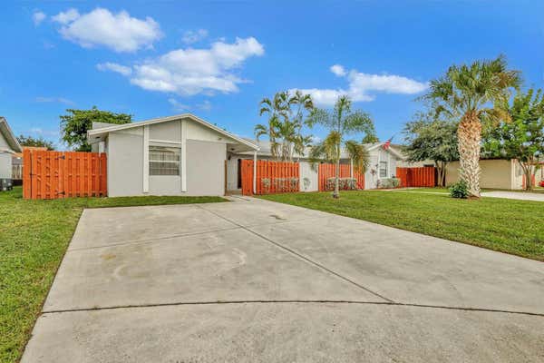 8716 SATALITE TER, WEST PALM BEACH, FL 33403 - Image 1