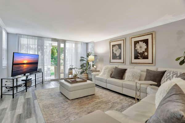 806 CYPRESS GROVE LN APT 202, POMPANO BEACH, FL 33069 - Image 1