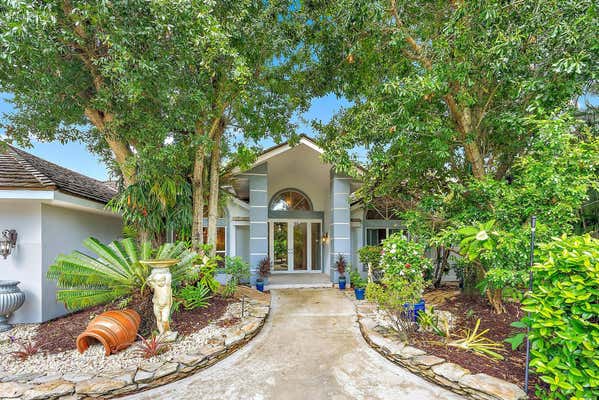 9149 SE MYSTIC COVE TER, HOBE SOUND, FL 33455 - Image 1