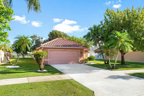 7724 STIRLING BRIDGE BLVD N, DELRAY BEACH, FL 33446, photo 3 of 41