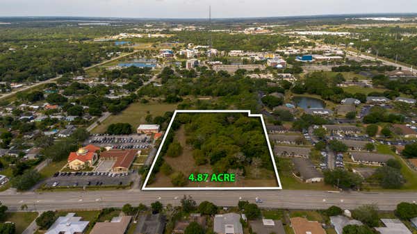 2205 S 25TH ST, FORT PIERCE, FL 34947, photo 4 of 14