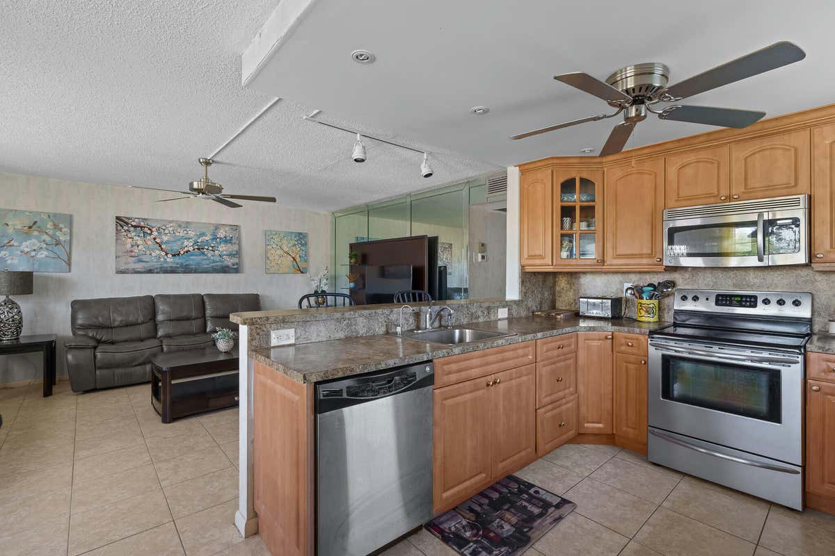 3021 VENTNOR H, DEERFIELD BEACH, FL 33442, photo 1 of 56