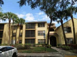 2317 N CONGRESS AVE APT 17, BOYNTON BEACH, FL 33426 - Image 1