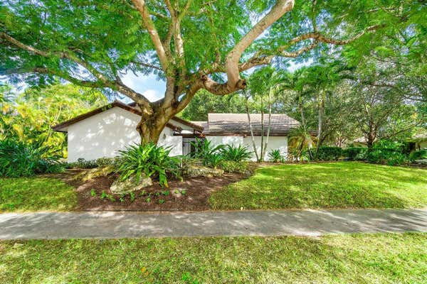 2423 NW TIMBERCREEK CIR, BOCA RATON, FL 33431 - Image 1