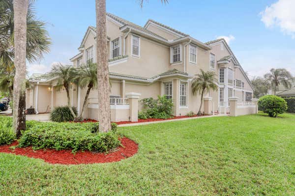 1686 SW HARBOUR ISLES CIR, PORT SAINT LUCIE, FL 34986 - Image 1