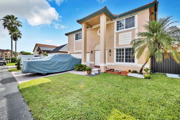 19002 NW 79TH CT, HIALEAH, FL 33015, photo 2 of 36