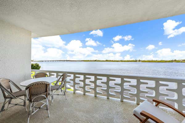 2760 S OCEAN BLVD APT 206, PALM BEACH, FL 33480, photo 3 of 31