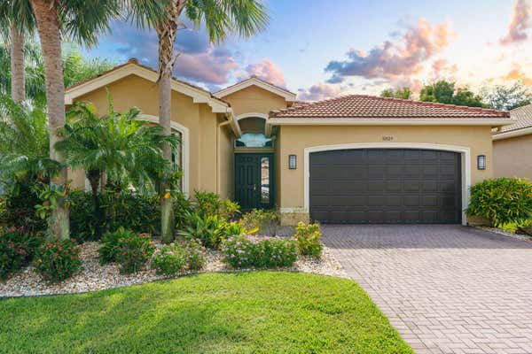 10929 CARMELCOVE CIR, BOYNTON BEACH, FL 33473 - Image 1