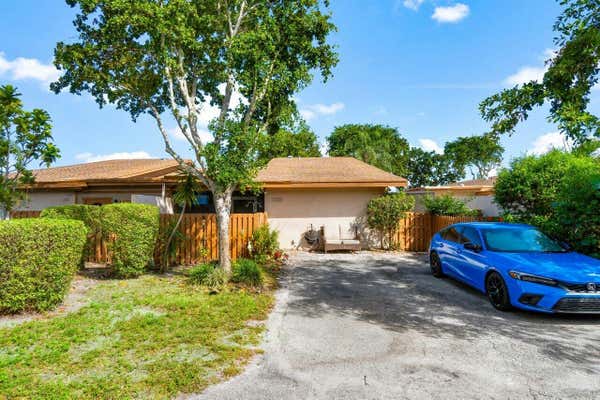 2065 SW 24TH CIR, BOYNTON BEACH, FL 33426, photo 2 of 19