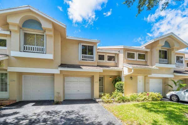 2278 DISCOVERY CIR W, DEERFIELD BEACH, FL 33442 - Image 1