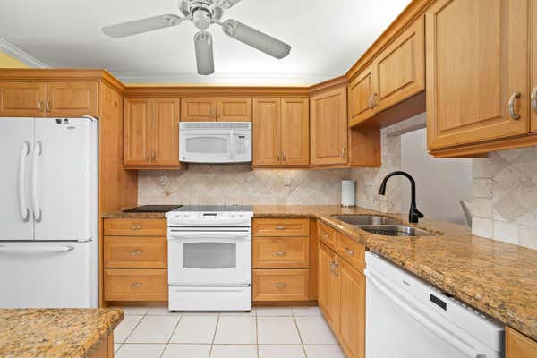 860 SE 6TH AVE APT 302, DEERFIELD BEACH, FL 33441 - Image 1