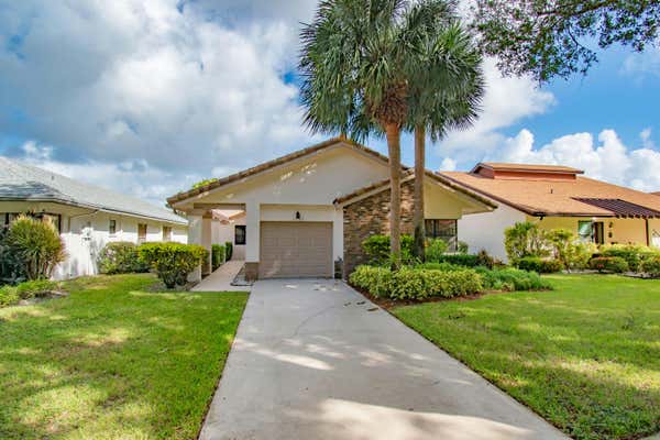 4880 BOXWOOD CIR, BOYNTON BEACH, FL 33436, photo 2 of 34