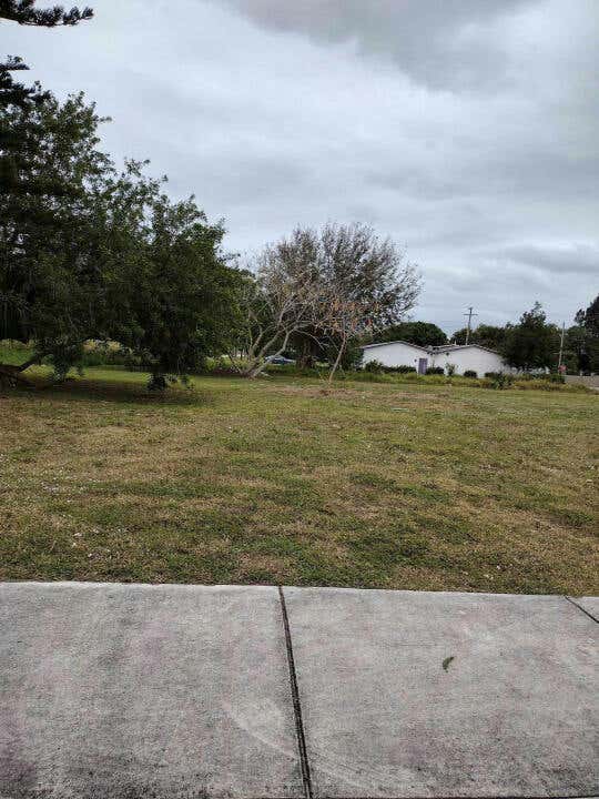 1004 N 14TH ST, FORT PIERCE, FL 34950, photo 1 of 2