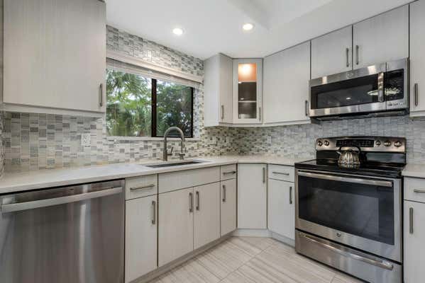 15319 STRATHEARN DR APT 11004, DELRAY BEACH, FL 33446 - Image 1