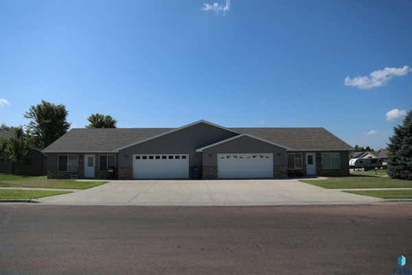 411 W 10TH ST, DELL RAPIDS, SD 57022 - Image 1