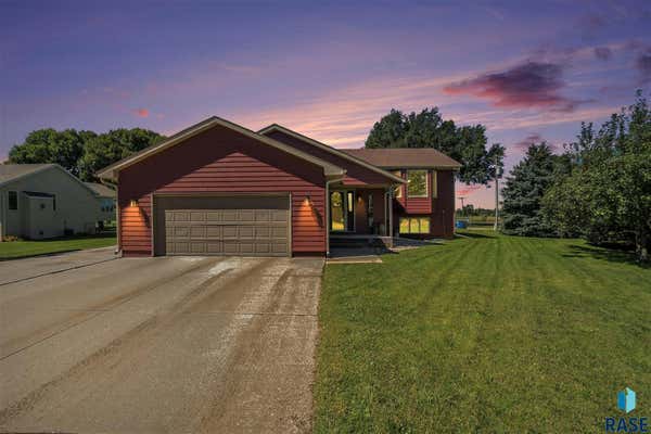 25801 CHURCH AVE, RENNER, SD 57055 - Image 1