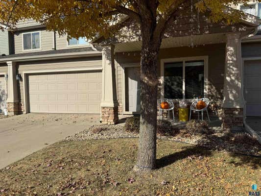 5400 S COBBLESTONE PL UNIT 3, SIOUX FALLS, SD 57108 - Image 1