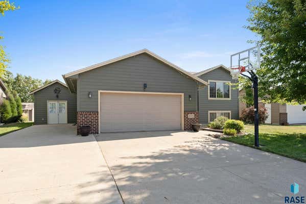 500 COTTONWOOD DR, HARRISBURG, SD 57032 - Image 1