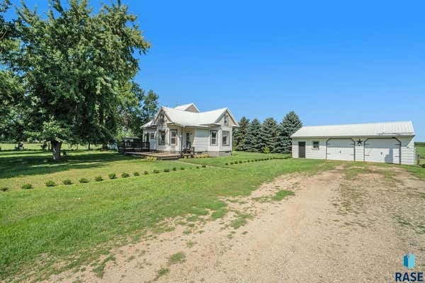 300 W INDUSTRAIL RD, WENTWORTH, SD 57075 - Image 1