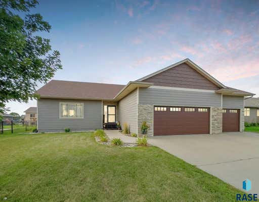 2605 E SUNFLOWER ST, BRANDON, SD 57005 - Image 1