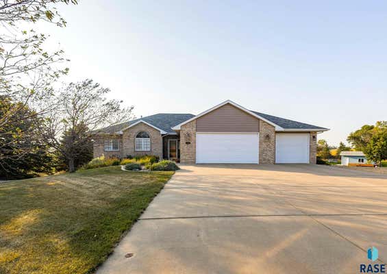 105 FIRST ST, CHESTER, SD 57016 - Image 1