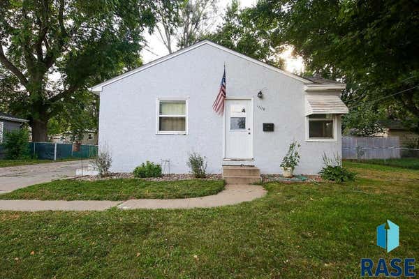 1108 S CLEVELAND AVE, SIOUX FALLS, SD 57103 - Image 1