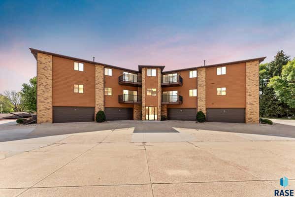 3000 W 34TH ST APT 201, SIOUX FALLS, SD 57105 - Image 1