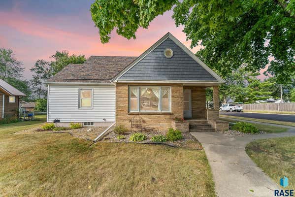 511 N DAKOTA ST, CANTON, SD 57013 - Image 1