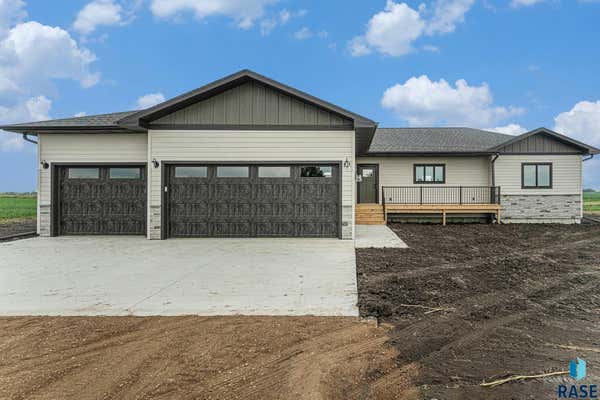 2050 HARVEST CREEK LN LANE, MADISON, SD 57042 - Image 1