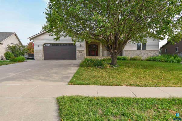 6608 W THATCHER DR, SIOUX FALLS, SD 57106 - Image 1