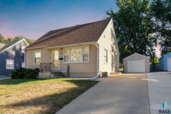 1601 E 25TH ST, SIOUX FALLS, SD 57105 - Image 1