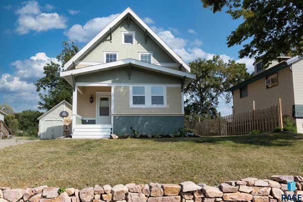 712 N WALTS AVE, SIOUX FALLS, SD 57104 - Image 1