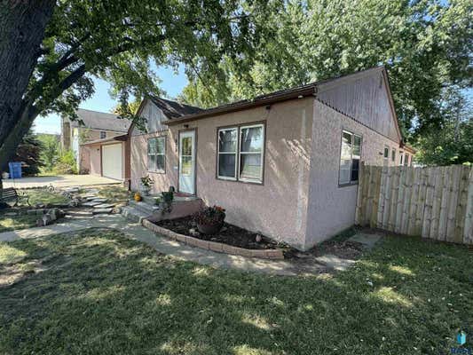 629 N INDIANA AVE, SIOUX FALLS, SD 57103 - Image 1