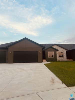 815 TURTLE CREEK DR, HARTFORD, SD 57033 - Image 1