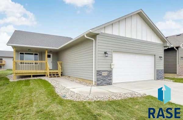 1912 N CONCORD DR DRIVE, SIOUX FALLS, SD 57110 - Image 1