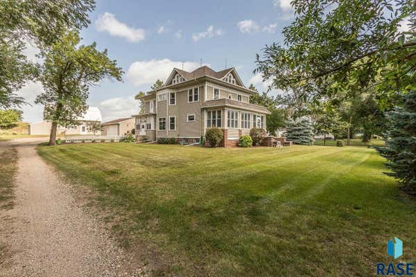 1220 NE 3RD ST, MADISON, SD 57042 - Image 1