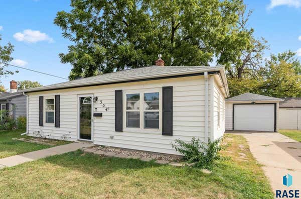 304 N CHICAGO AVE, SIOUX FALLS, SD 57103 - Image 1