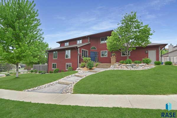 4513 S SOUTHRIDGE DR, SIOUX FALLS, SD 57105 - Image 1