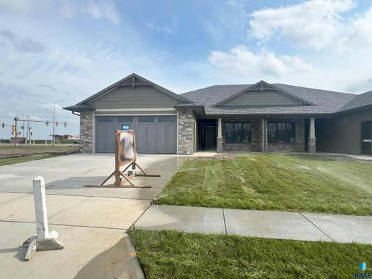 7109 E COPPER STONE CIR CIRCLE, SIOUX FALLS, SD 57110 - Image 1