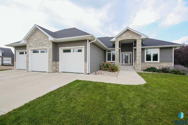 7408 W ROCKY RIDGE CIR, SIOUX FALLS, SD 57106 - Image 1