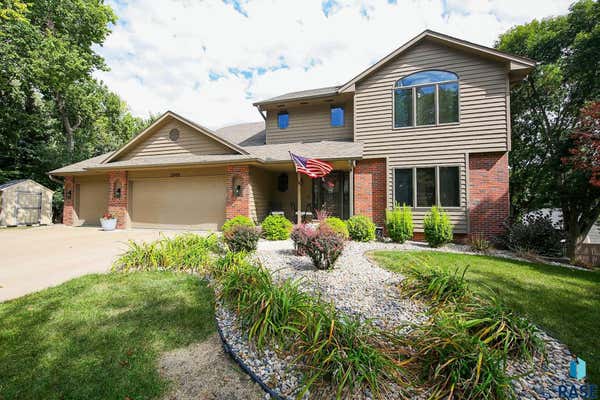 2900 S KINKADE AVE, SIOUX FALLS, SD 57103 - Image 1