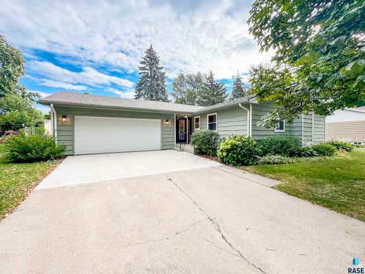 5200 W SAINT JAMES DR, SIOUX FALLS, SD 57106 - Image 1