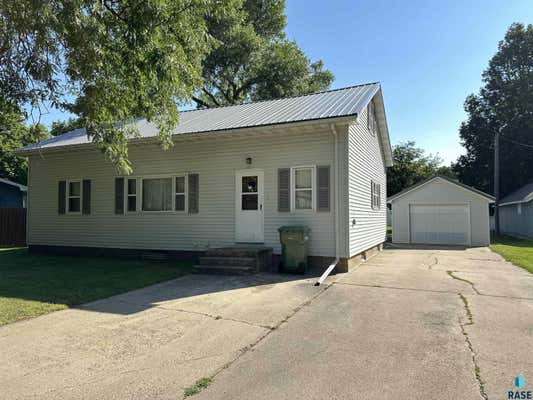 408 S CHERRY ST, FREEMAN, SD 57029 - Image 1