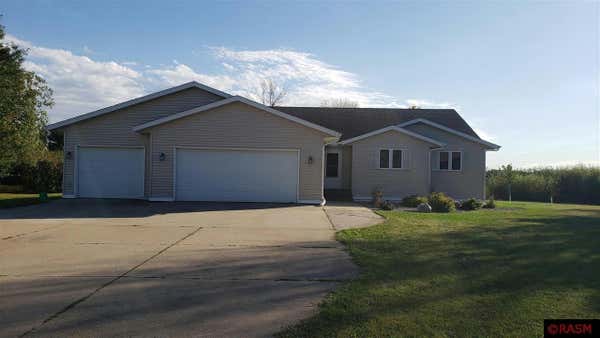 18 PARK LN, NEW ULM, MN 56073, photo 5 of 43