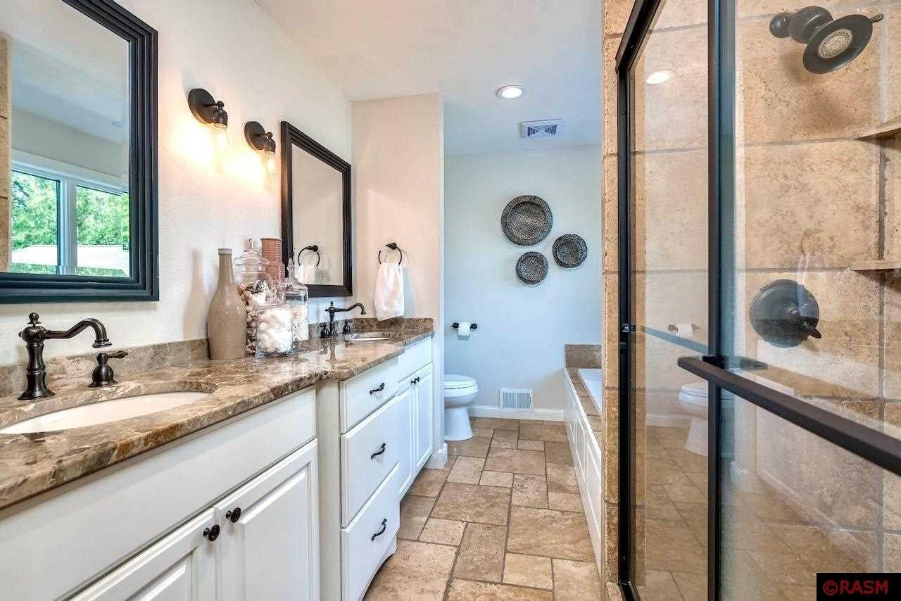 Elysian, Minnesota, 56028, United States, 6 Bedrooms Bedrooms, ,6 BathroomsBathrooms,Residential,Active,1831782