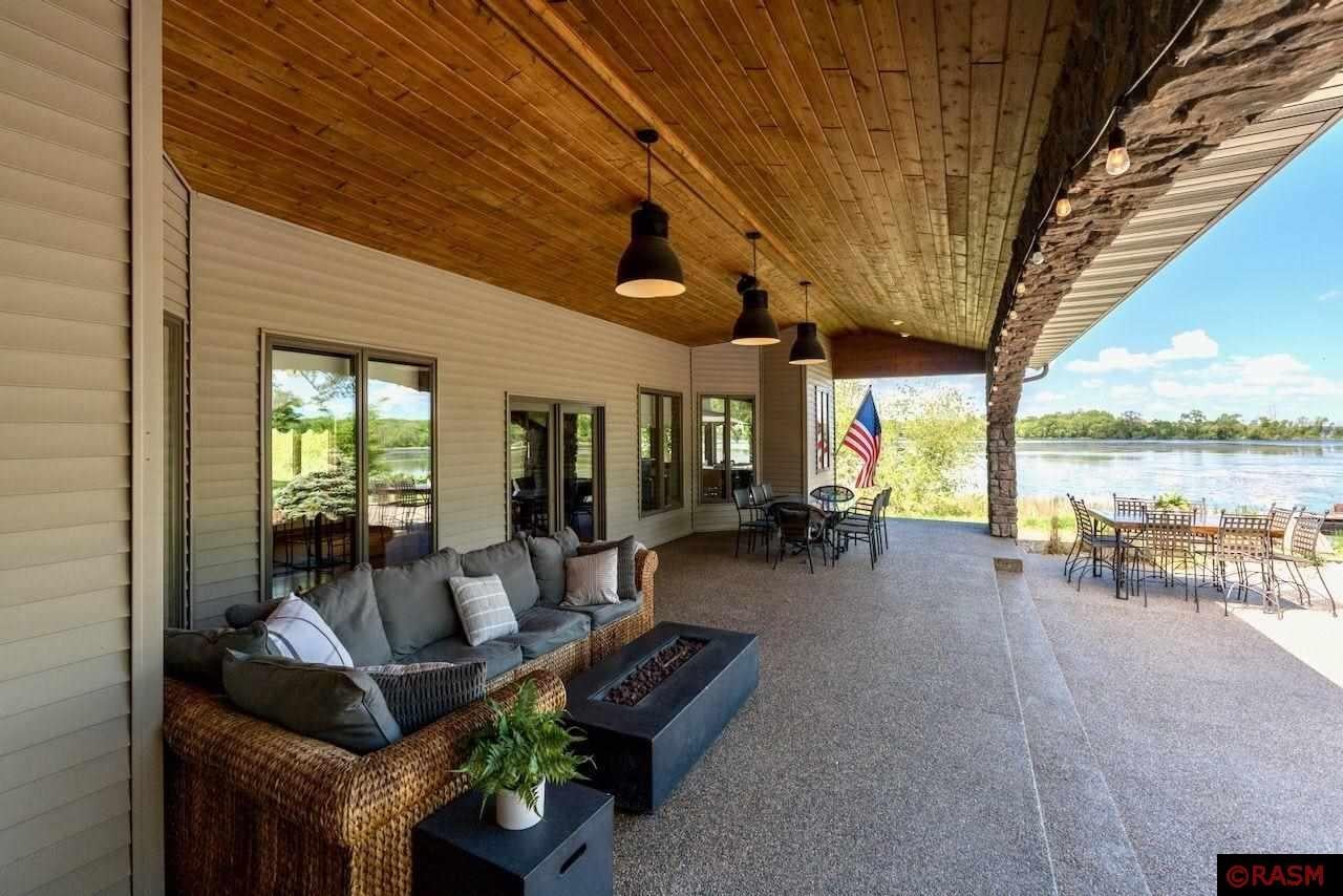 Elysian, Minnesota, 56028, United States, 6 Bedrooms Bedrooms, ,6 BathroomsBathrooms,Residential,Active,1831782