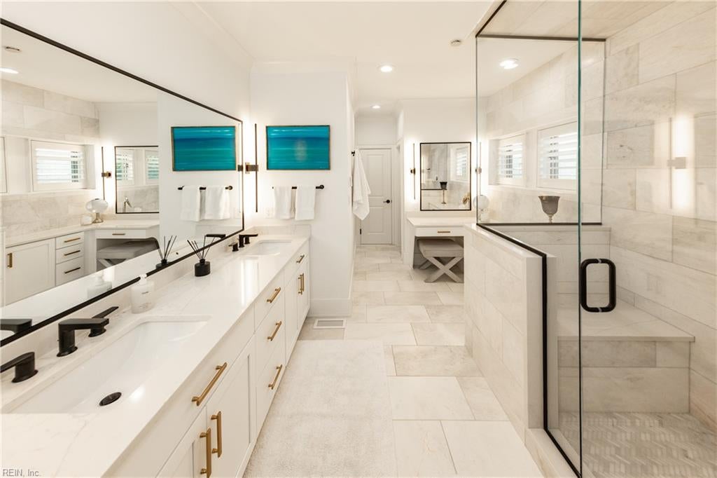 Virginia Beach, Virginia, 23451, United States, 4 Bedrooms Bedrooms, ,4 BathroomsBathrooms,Residential,Active,1929399