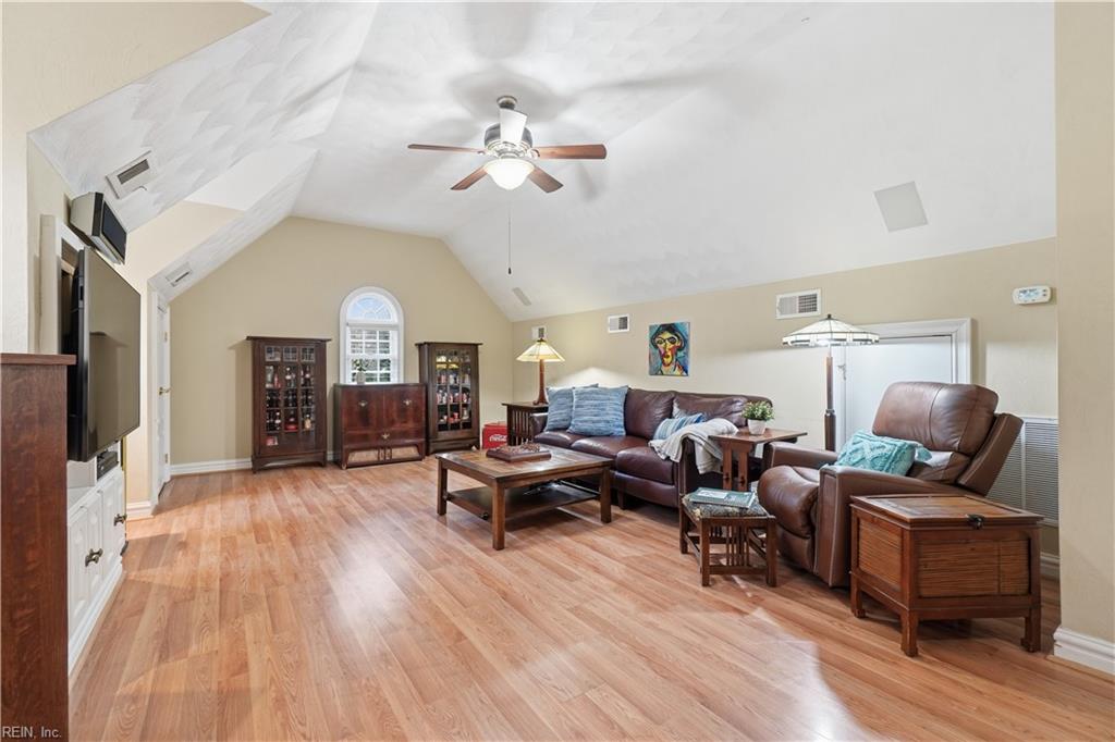 Virginia Beach, Virginia, 23452, United States, 6 Bedrooms Bedrooms, ,5 BathroomsBathrooms,Residential,Active,2001342