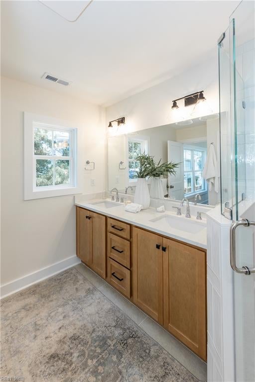 Virginia Beach, Virginia, 23451, United States, 5 Bedrooms Bedrooms, ,4 BathroomsBathrooms,Residential,Active,1914610