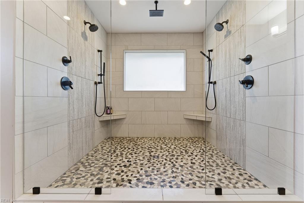 Virginia Beach, Virginia, 23451, United States, 5 Bedrooms Bedrooms, ,4 BathroomsBathrooms,Residential,Active,2006950